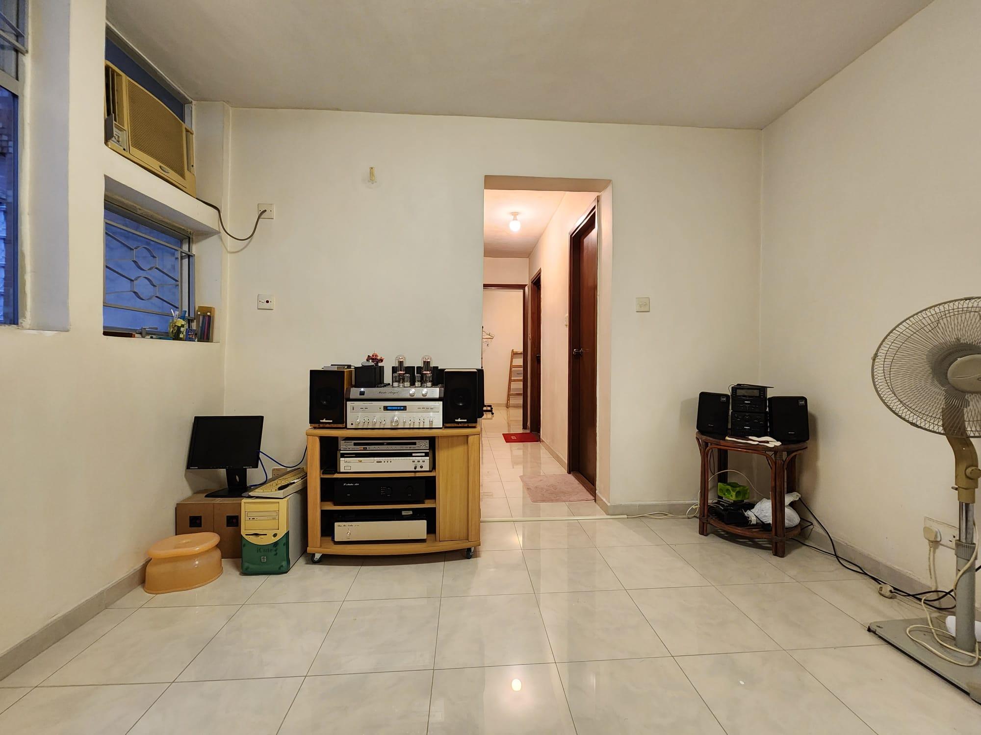 客廳四正實用。(代理提供)