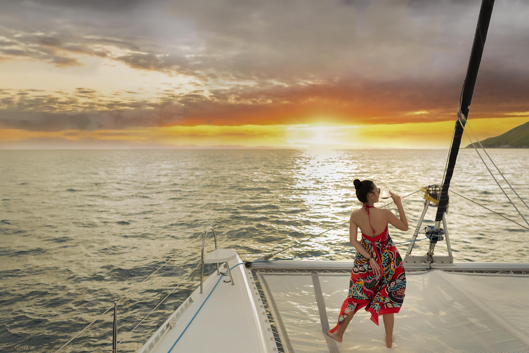 泰國布吉珊瑚島日落雙體船半日遊連自助晚餐