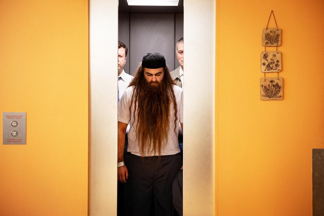 《媽打對決小布殊》劇照