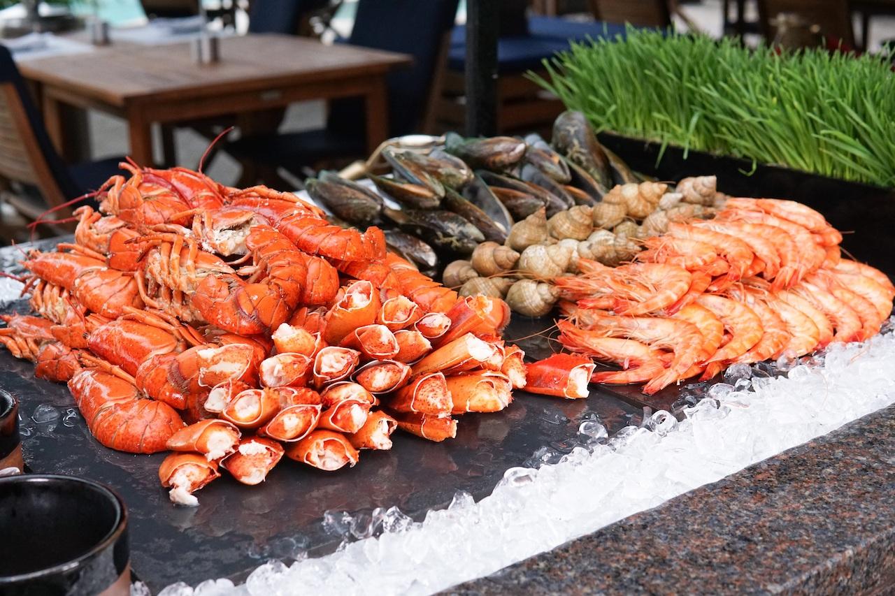 君悅酒店The Grill池邊自助燒烤自助晚餐買二送二