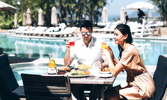 君悅酒店The Grill池邊自助燒烤自助晚餐買二送二