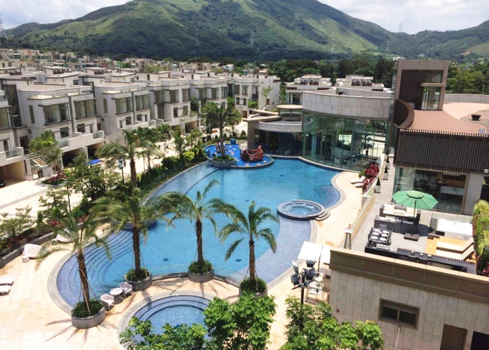 屋苑設有大型戶外泳池等會所設施。