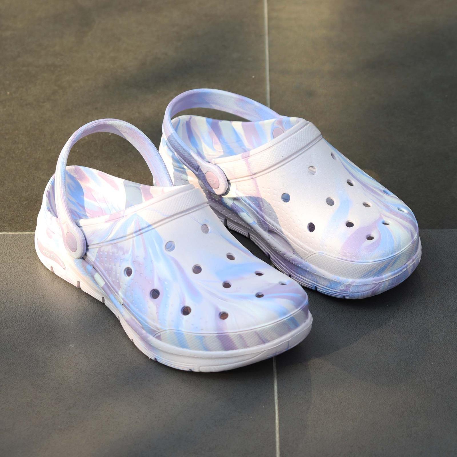 SKECHERS ARCH FIT FOAMIES $499