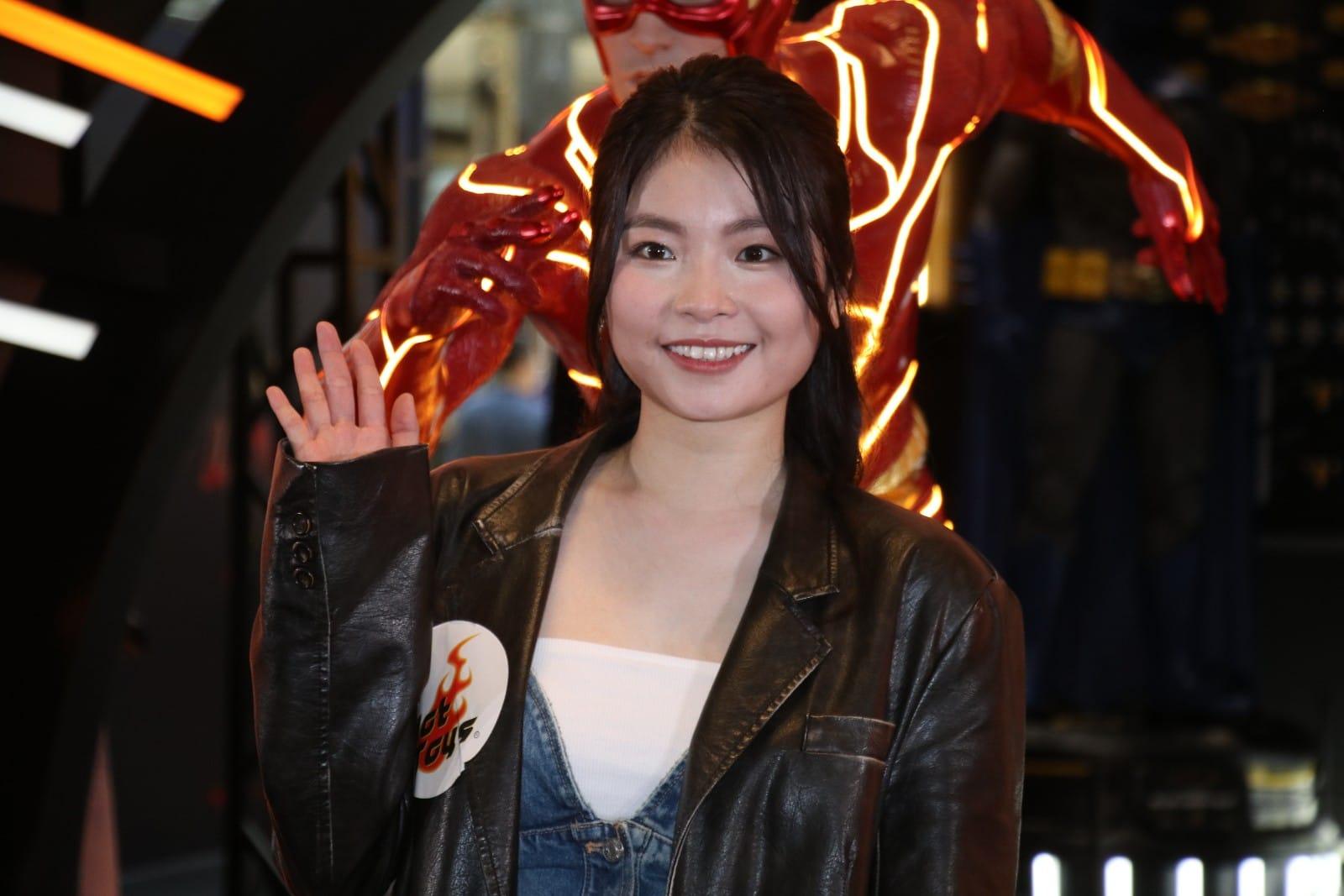 Dee姐出席Hot Toys「 閃電俠.神速閃現」主題展覽揭幕活動。(林俊源攝)