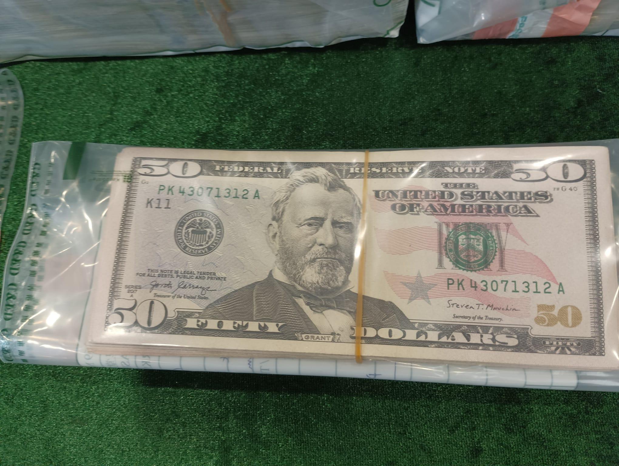 海關瓦解洗黑錢集團拘23人 涉空運逾7億港元現金