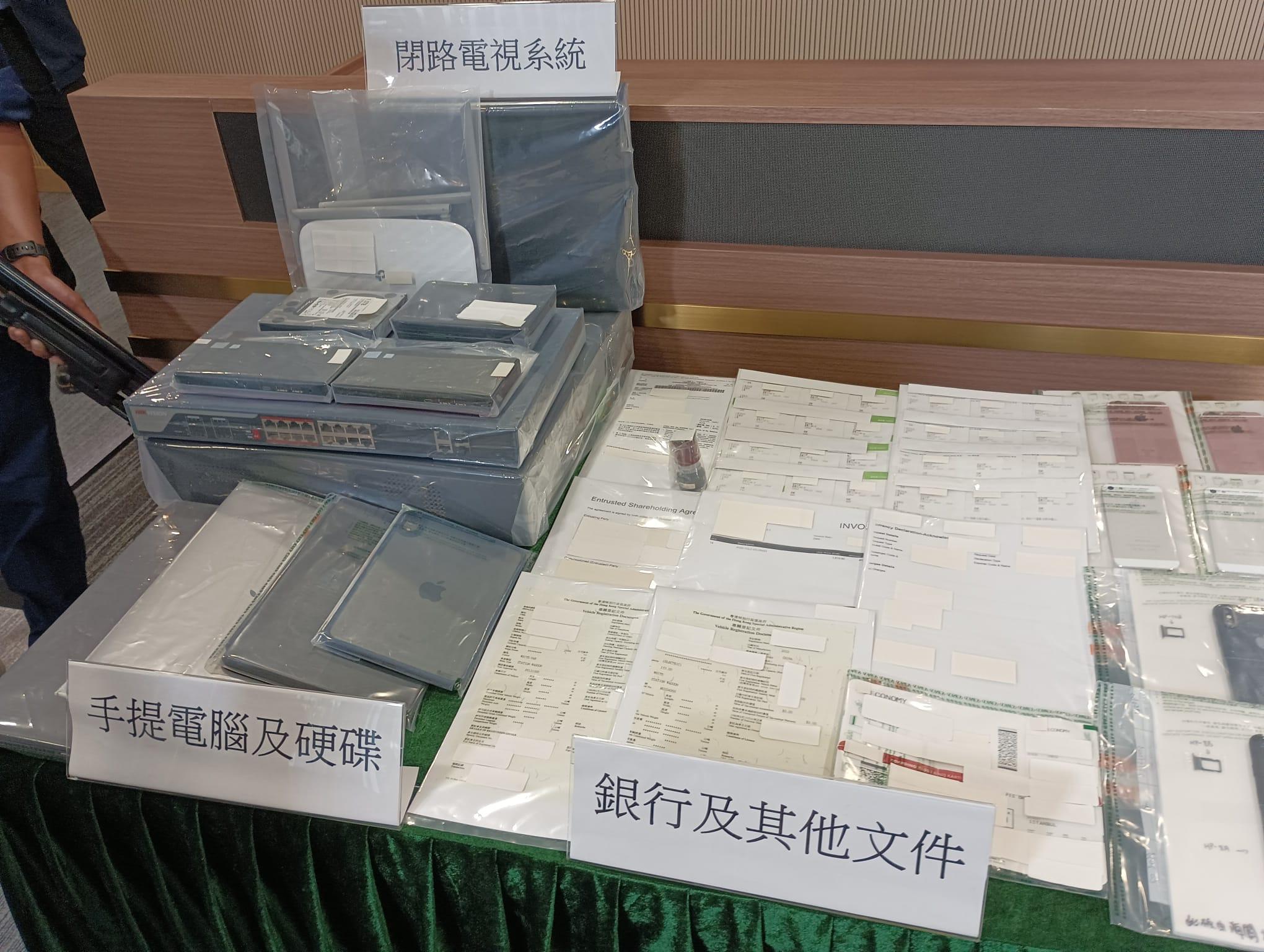 海關瓦解洗黑錢集團拘23人 涉空運逾7億港元現金