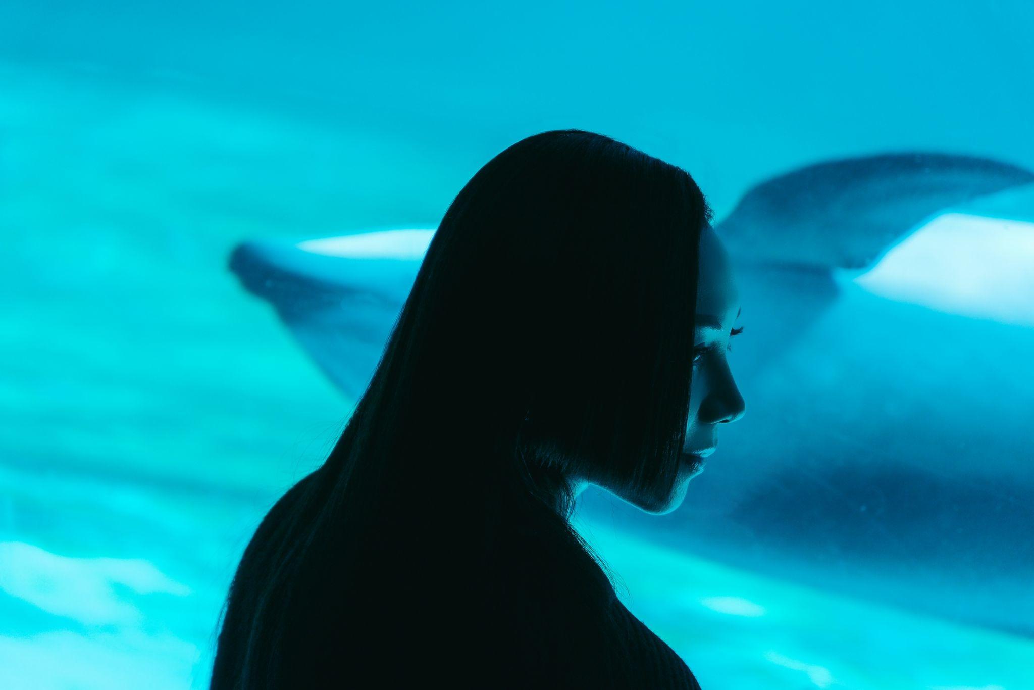 《Miss u Goodbye》的MV在東京品川水族館開始。