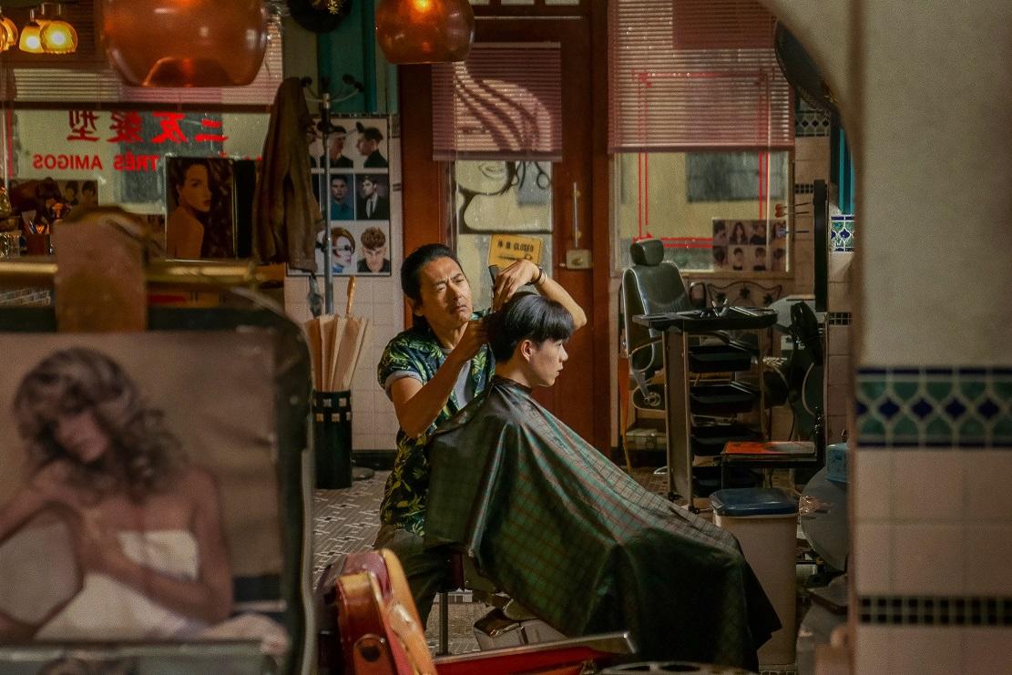 柯煒林透露《別叫我"賭神"》中,發哥為他剪頭髮的一場戲,最為感人。