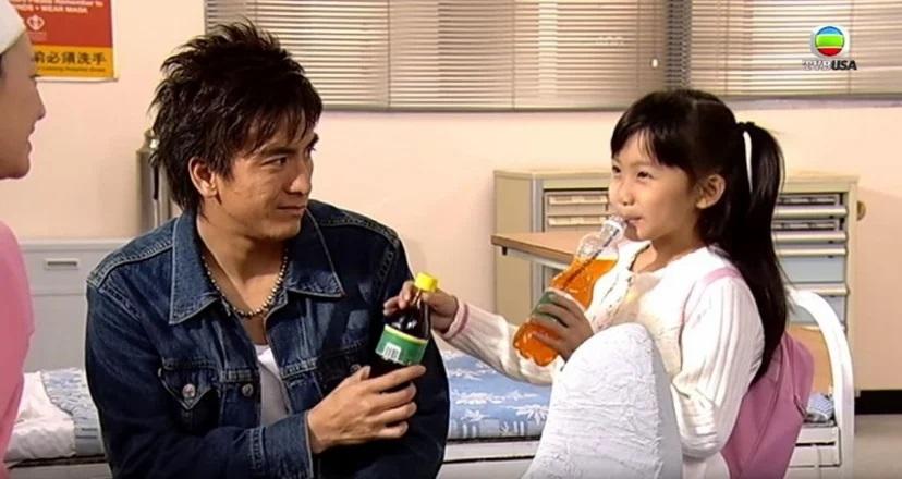 冼迪琦曾以童星身份活躍電視圈,當年與馬國明合演《律政新人王II》。