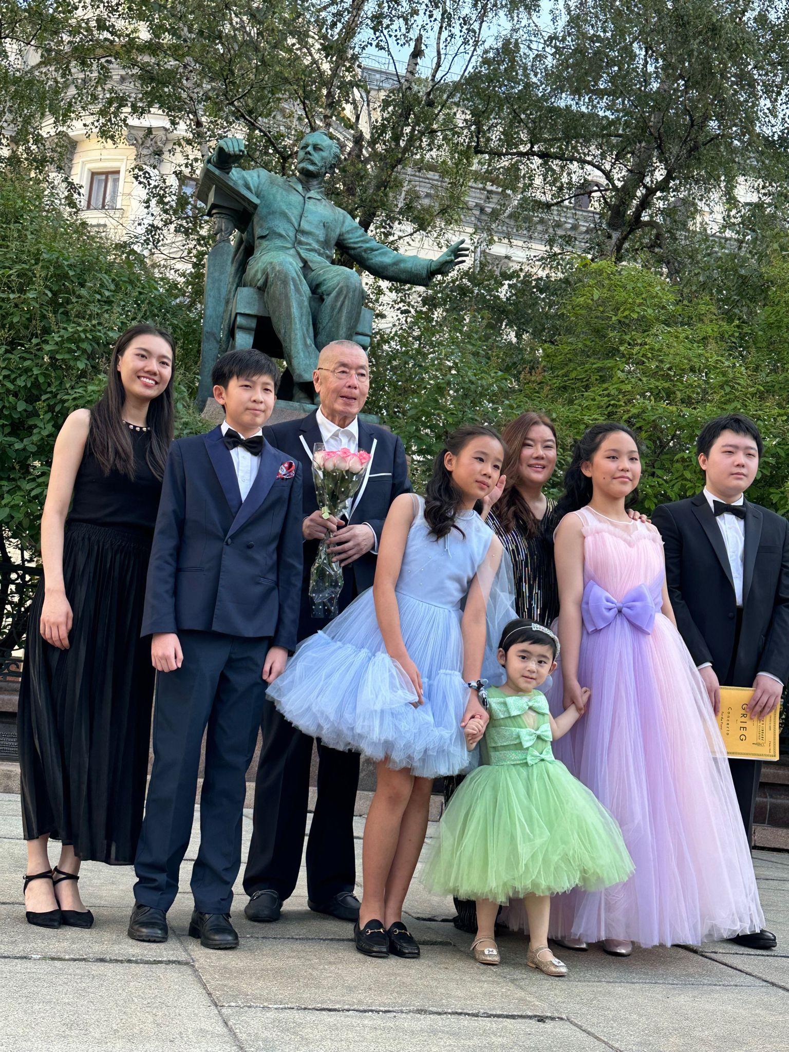 著名鋼琴家劉詩昆遠赴莫斯科。