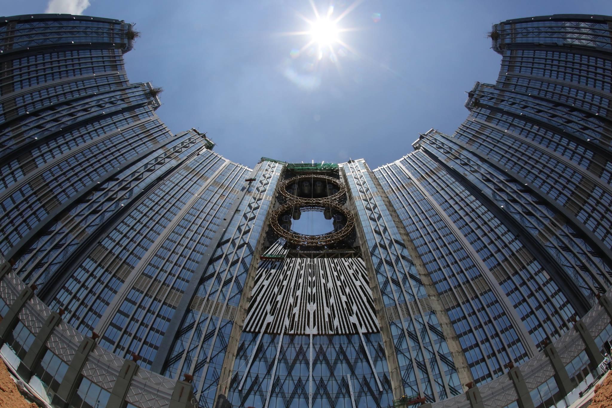 澳門新濠影匯8字摩天輪