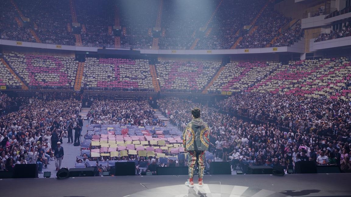 Eason於台北小巨蛋舉行的演唱會尾場,再次獲歌迷砌「happy birthday」大字,並全場合唱生日歌。