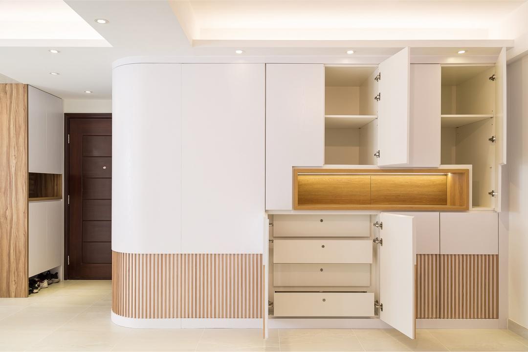 圓弧設計可以從大型傢俬著手,例如是家中的入牆櫃