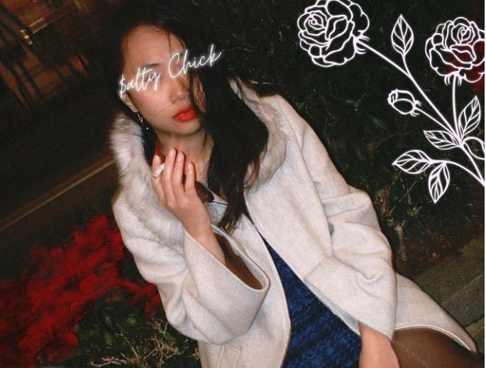 網絡人氣情慾創作歌手鹽焗雞($alty Chick)於《未來音樂祭2023》與絵麗奈合作。