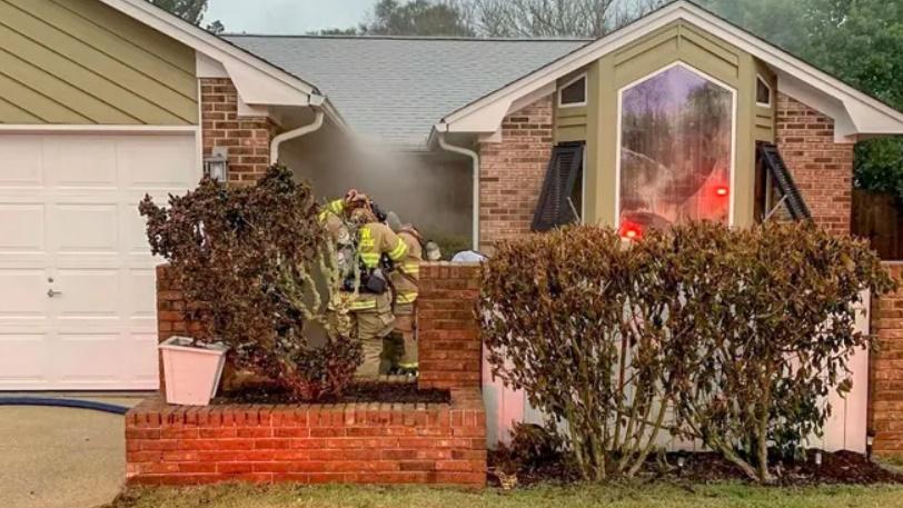 搬屋當日新屋發生火警。(網上圖片)