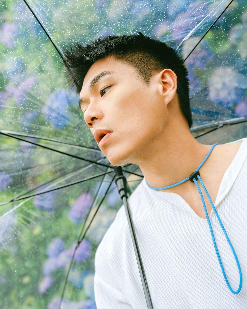 柯煒林往濟州島拍攝首本寫真集《Oranju》。