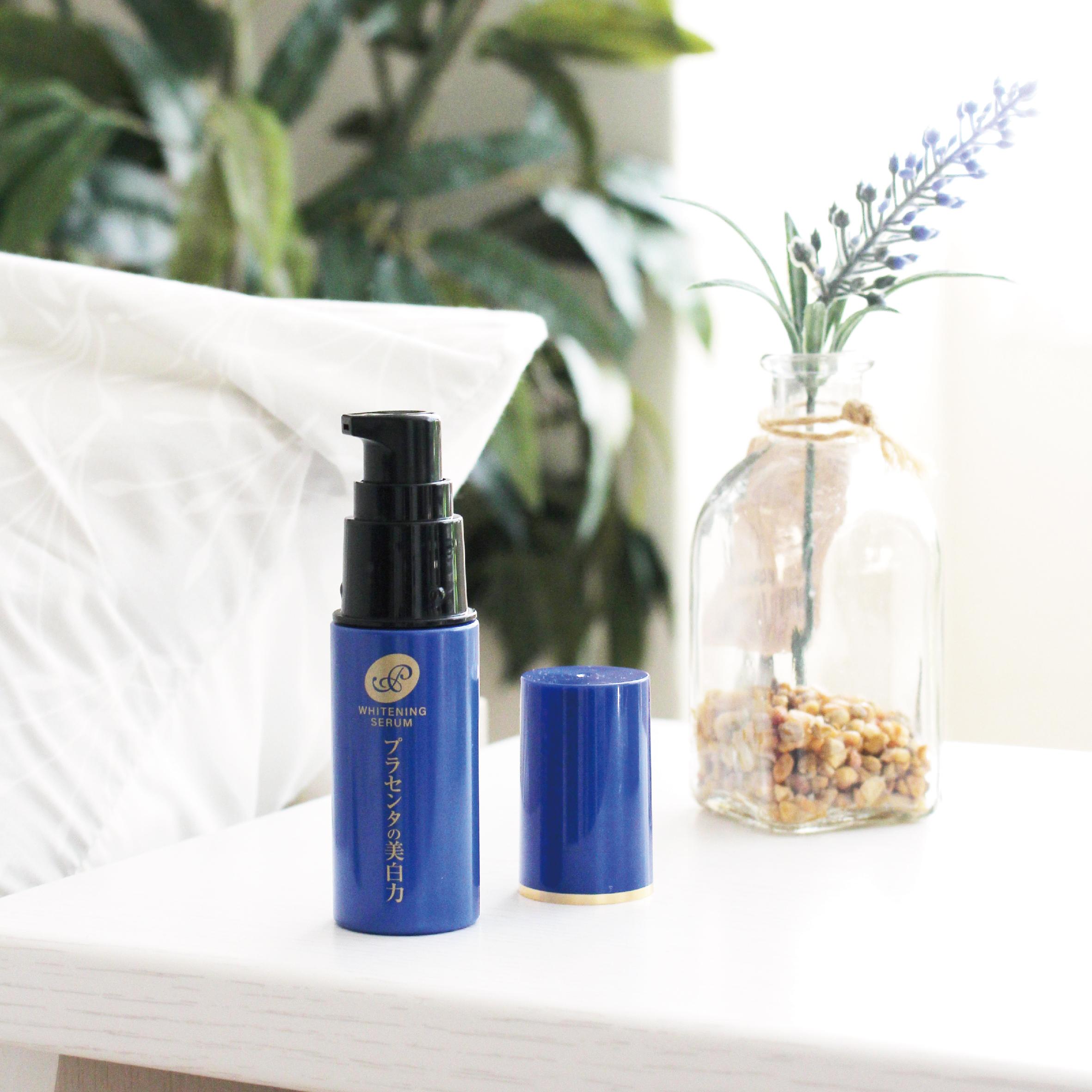 美白抗皺W精華,為肌膚注入活力,1個月美白褪斑,抑制新色素淡化舊色斑,更能保濕抗皺!