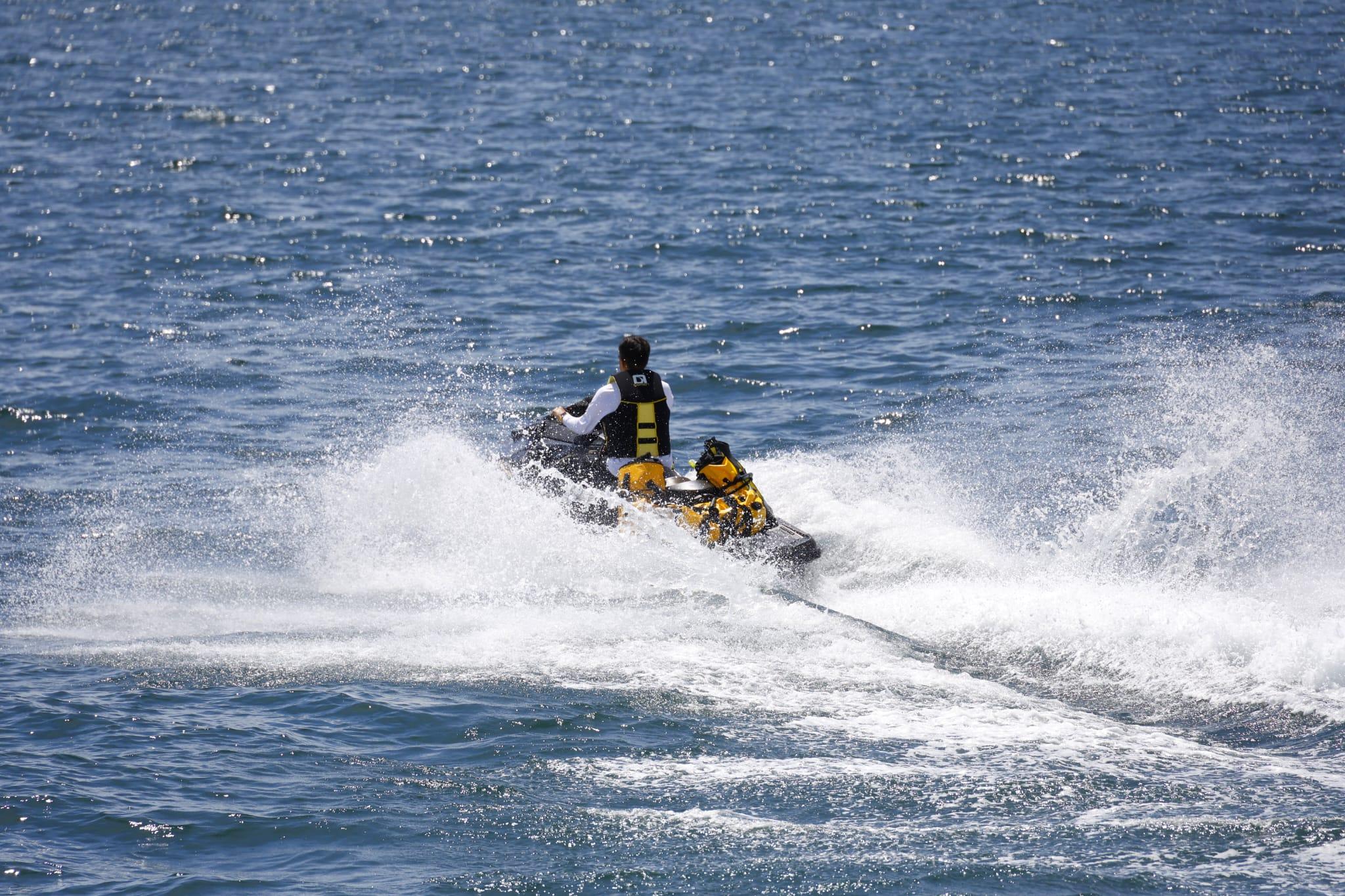 天氣|本港天氣持續酷熱,天文台考慮明早發出一號戒備信號。(林俊源攝)