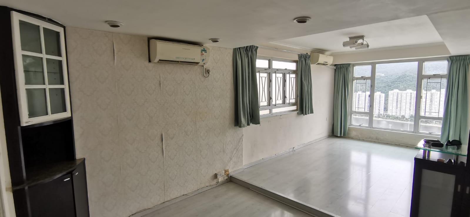 全屋窗多又大,感覺十分開揚。