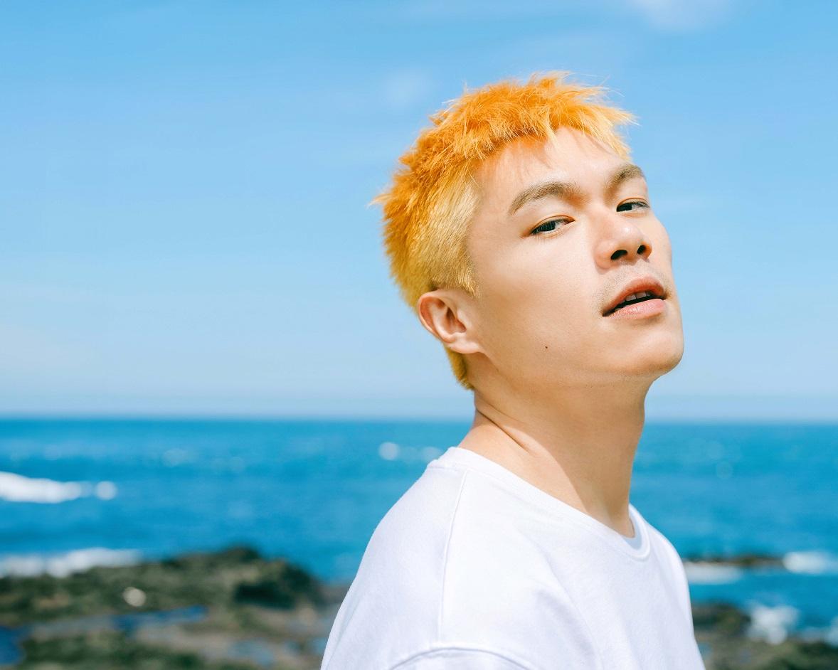 柯煒林往濟州島拍攝首本寫真集《Oranju》。