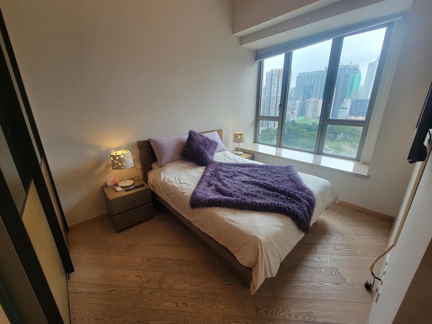 主人套房可三邊下床。