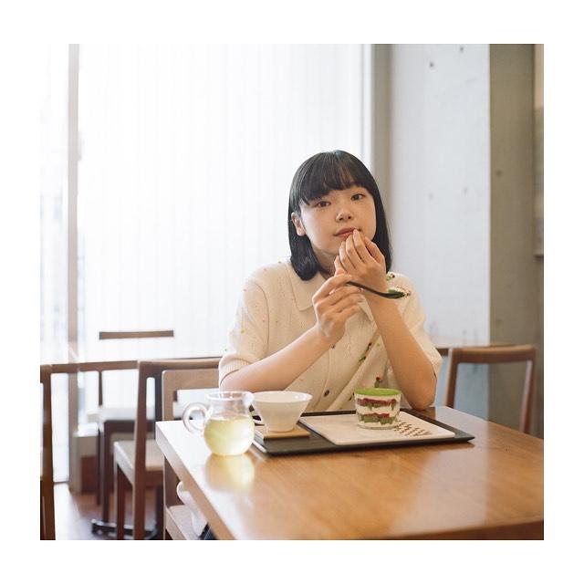 古川琴音為日本版《不能說的秘密》女主角。