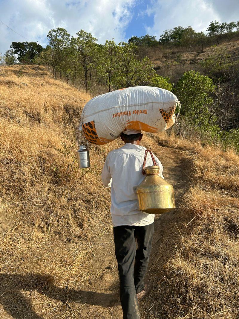 第1題:搬運4.5公斤的重物,例如一袋五公斤裝的白米,是否覺得很吃力?