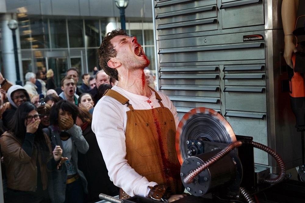 《恐懼鬥室》第10集首發海報 吸眼酷刑血壓升級