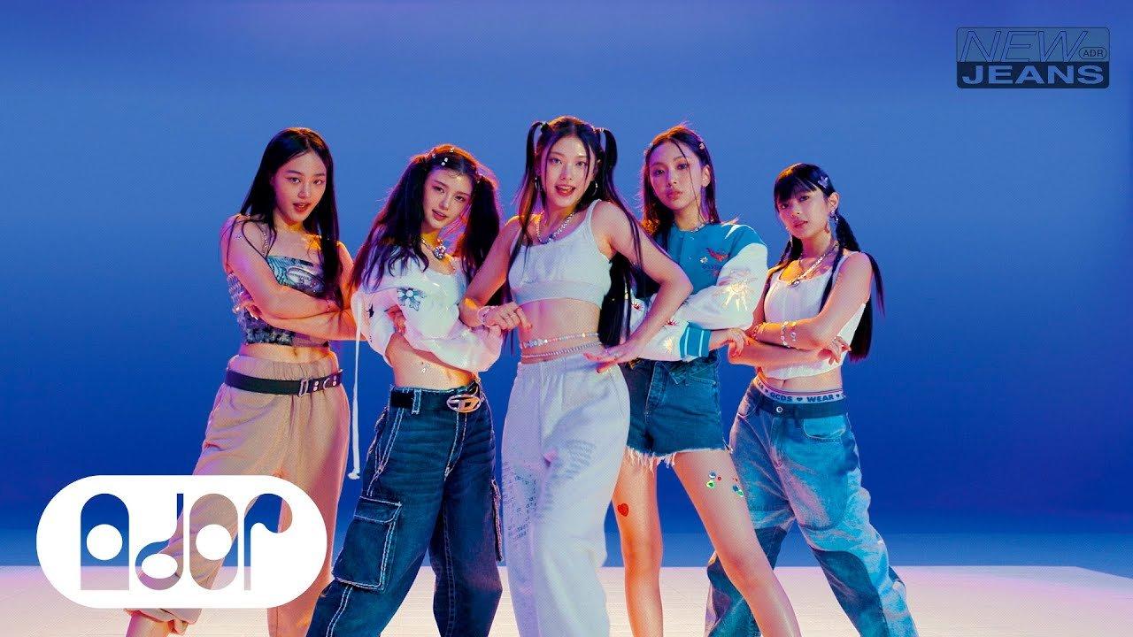 由SM娛樂前創意總監閔熙珍打造的NewJeans,被譽為K-Pop女團中的清泉,是去年樂壇新人王。