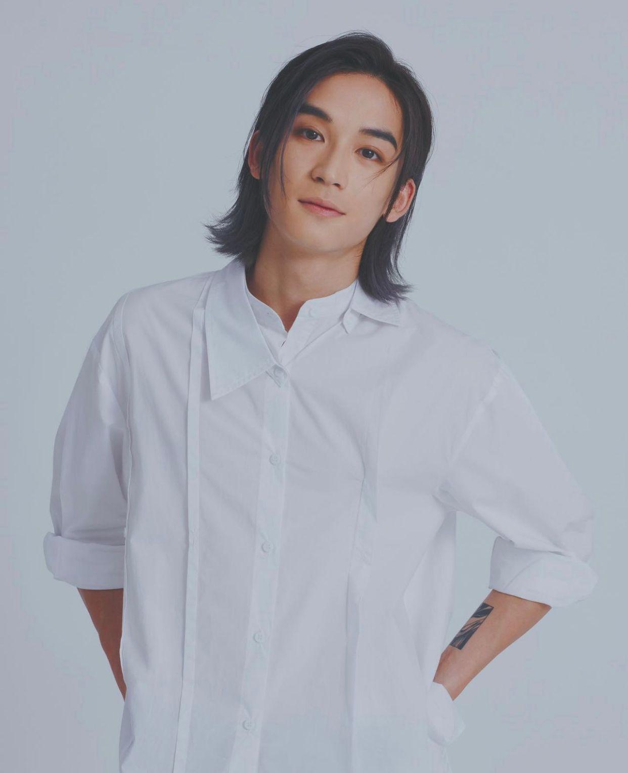 Nathan魏念恩殺入《造星V》10強,因女友5月從葵涌石籬邨墮樓身亡而令他成為新聞人物。