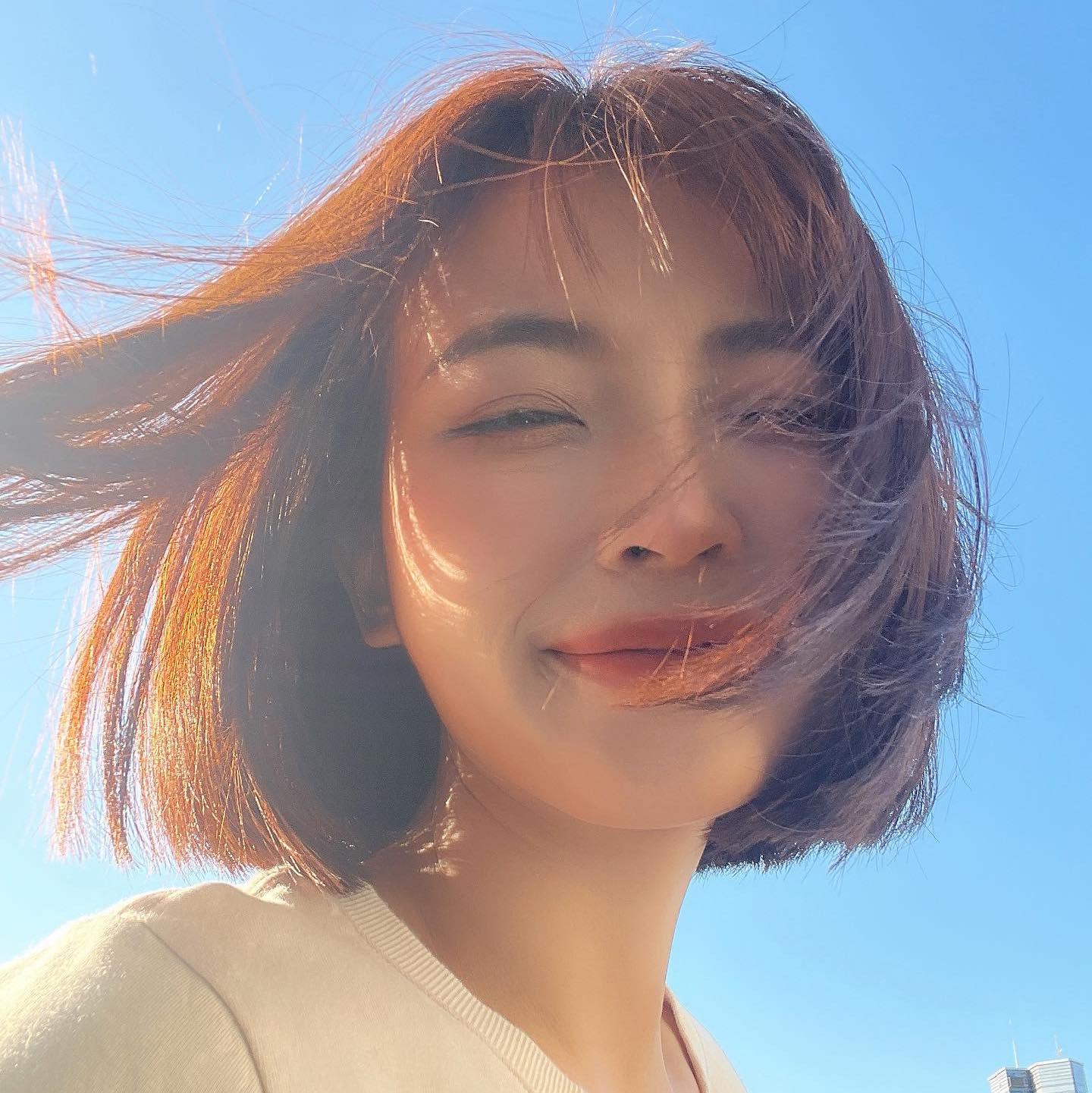 嘉盈推出首本圖文並茂散文集《KAYING’s Wordings》