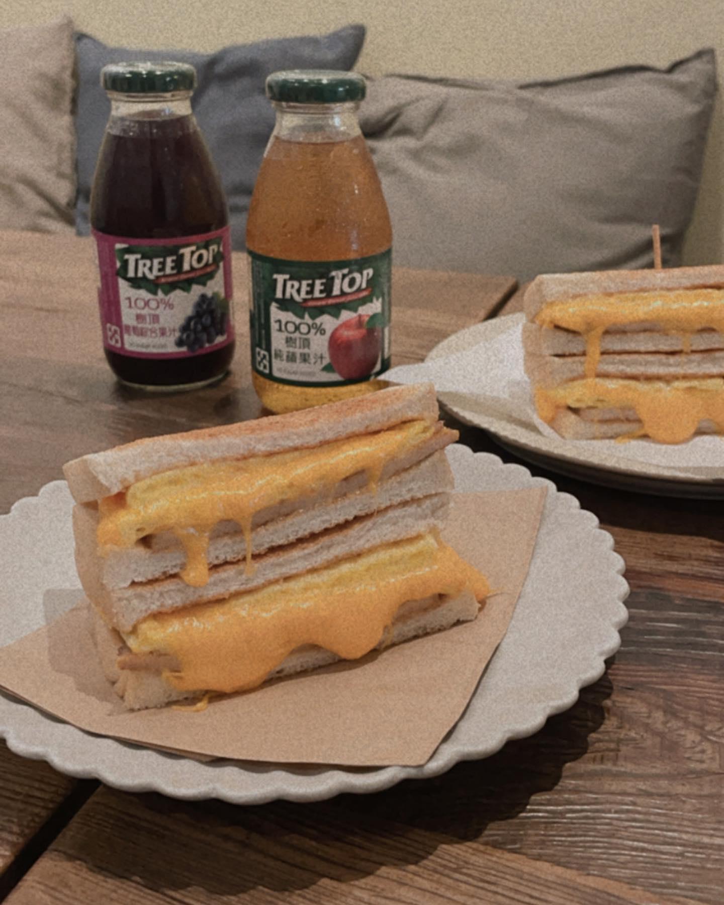 肉蛋吐司紅茶牛奶