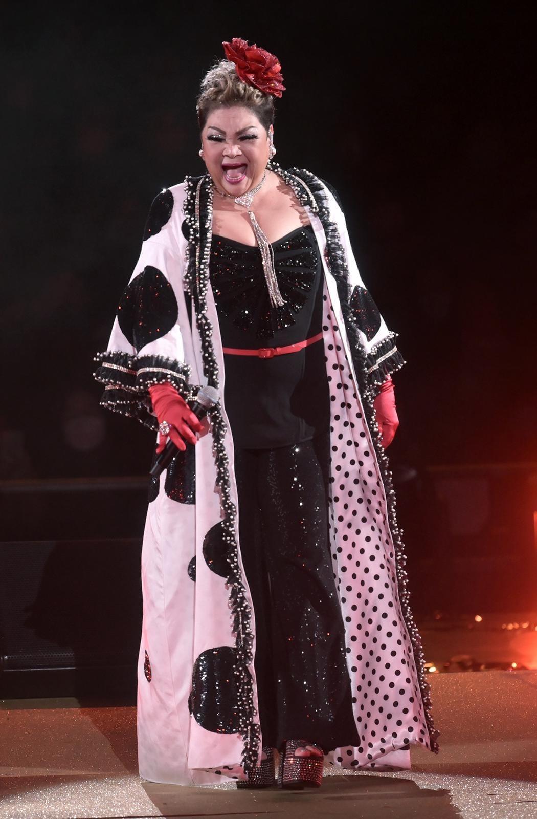 肥媽Maria Cordero早前個唱造型。