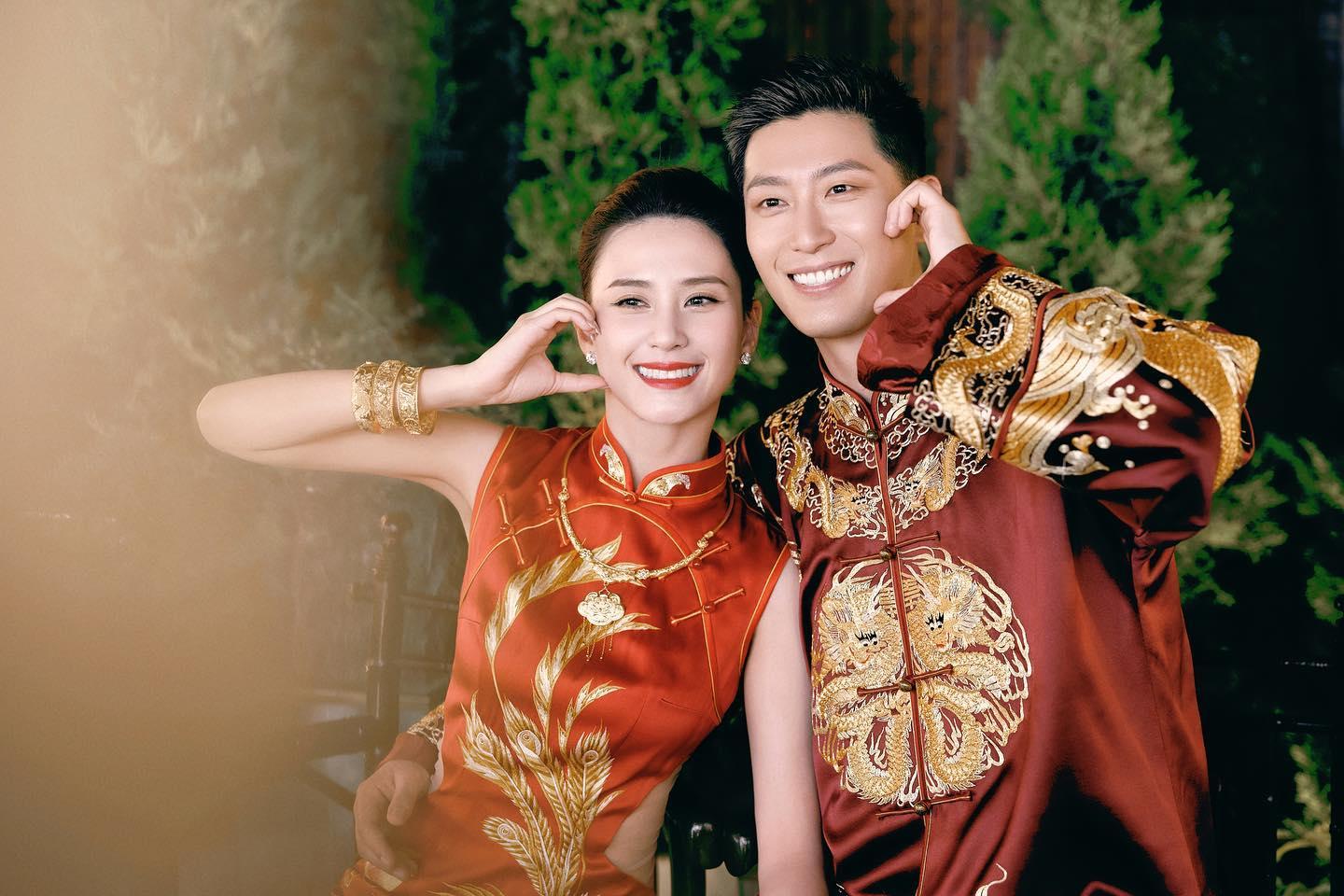 何超蓮與竇驍2023年4月18日在峇里島結婚。(何超蓮FB)