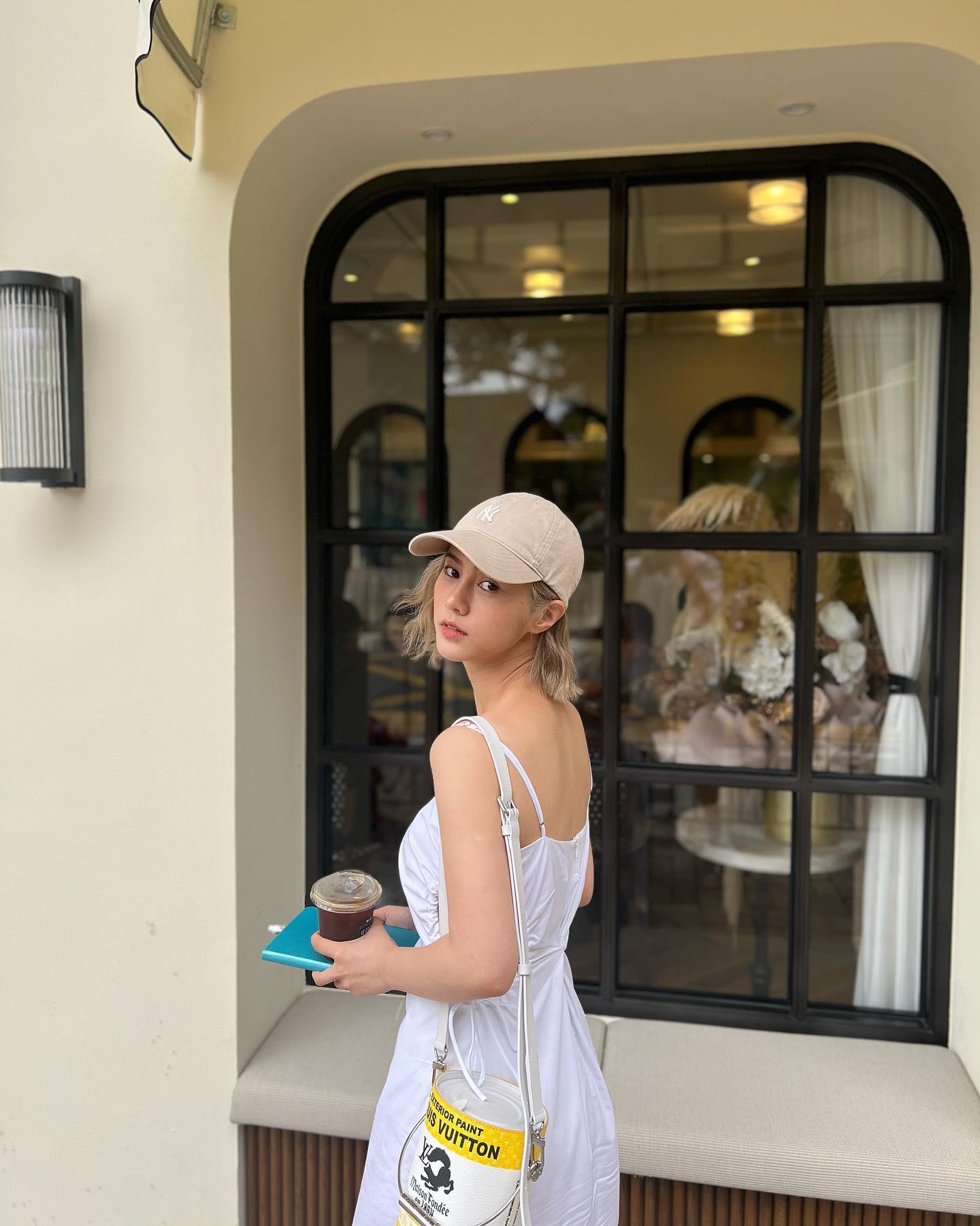 鄧月平否認與劉馬車拍拖。(鄧月平FB)