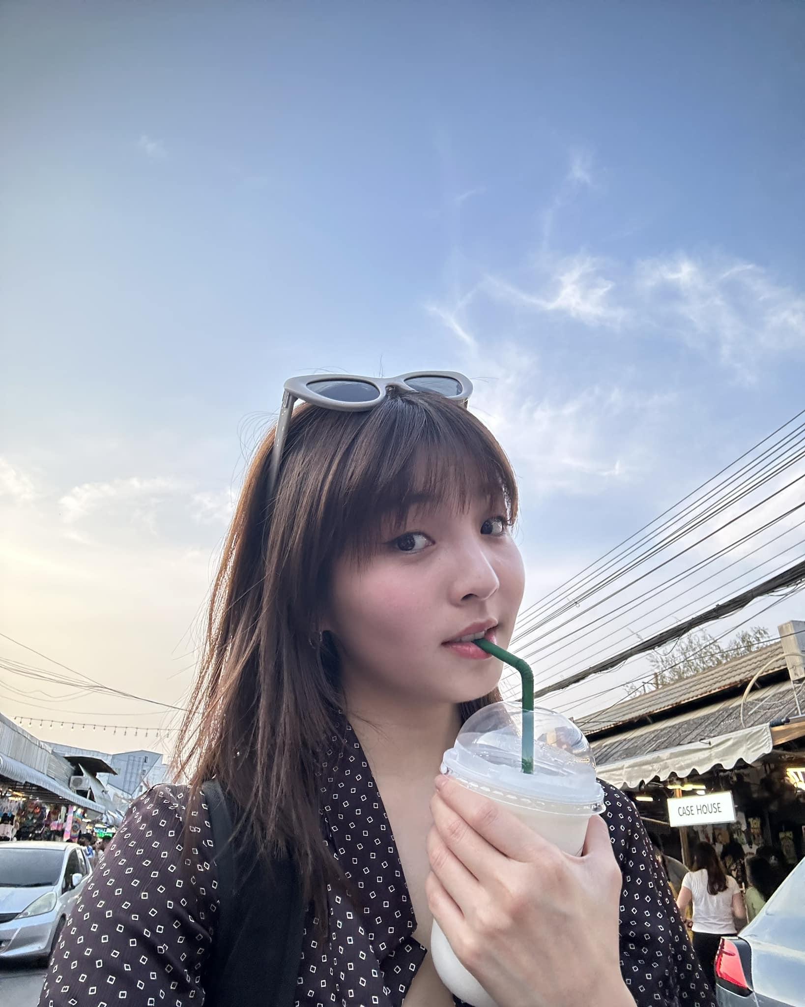 阿冰@小薯茄寫出真集