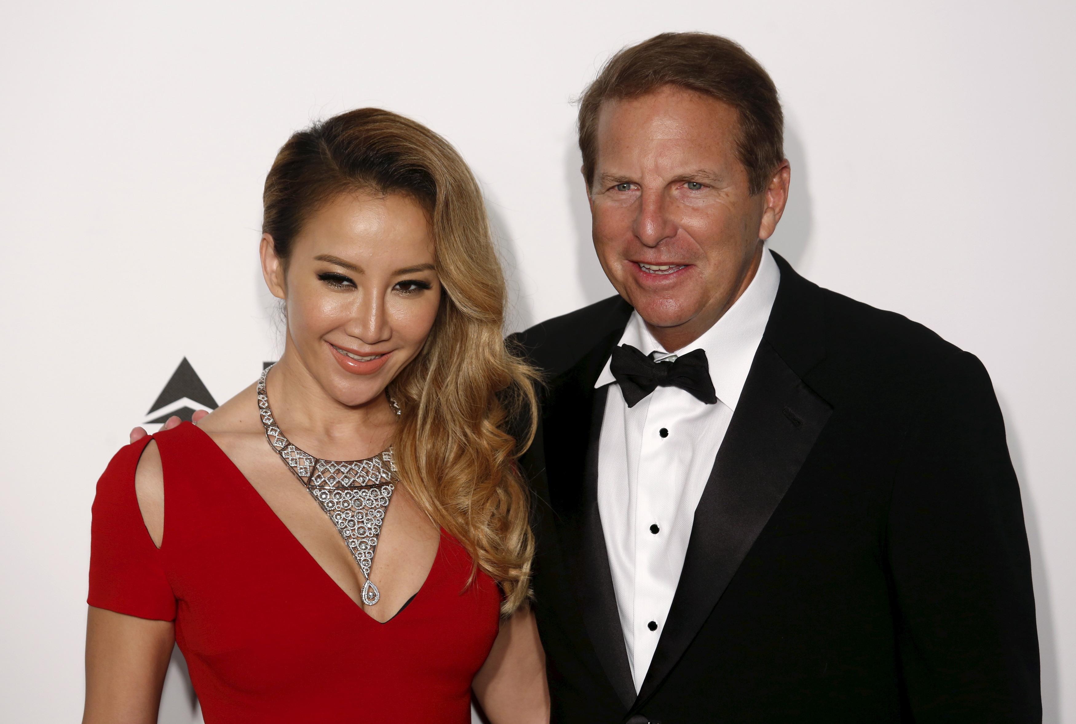 李玟Coco丈夫Bruce Rockowitz是加拿大人,與盛智文共同創立成衣貿易公司,賺到第一桶金。