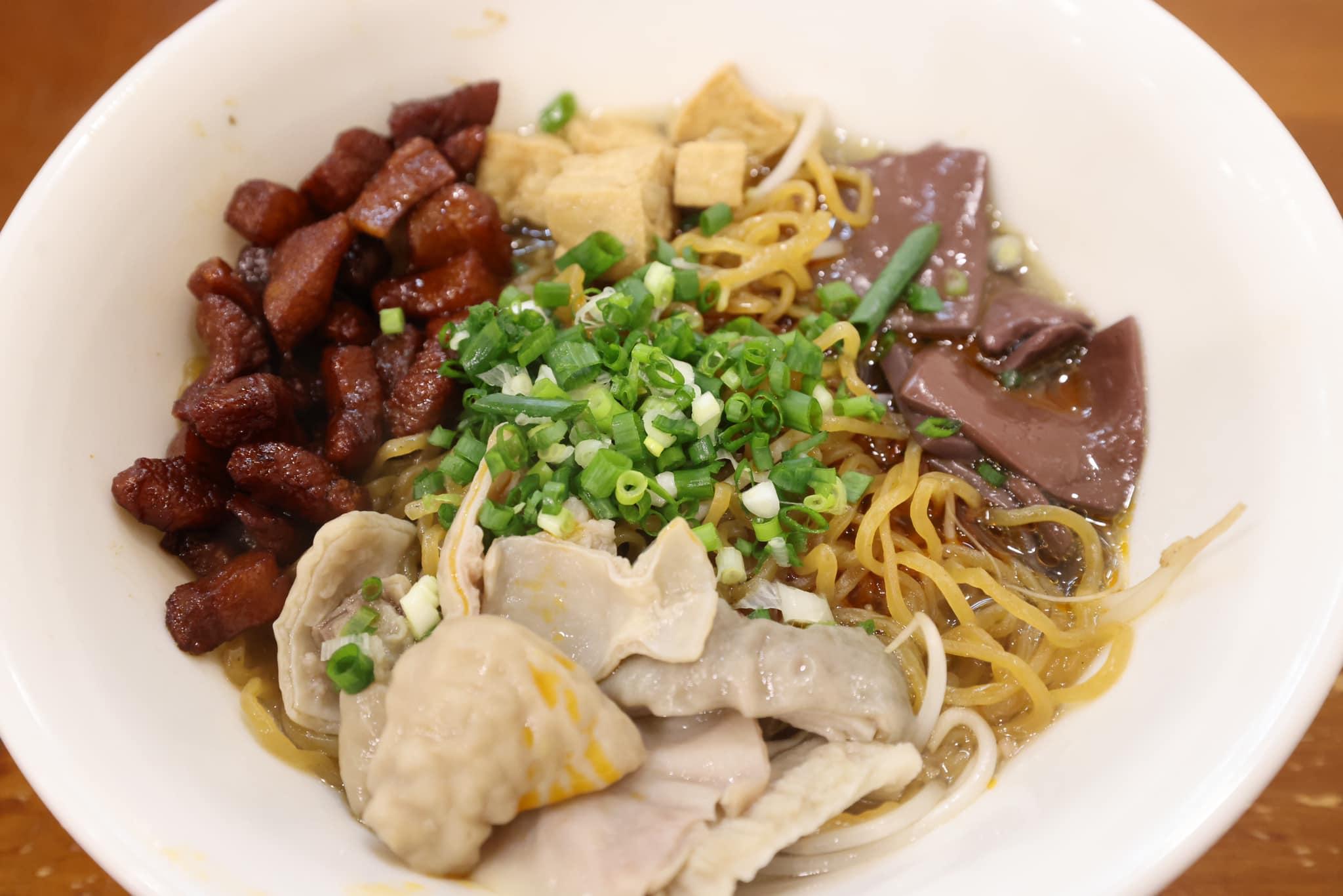 Ray Online|李家超品嘗地道貴州早餐「腸旺麵」 背後仲有一番寓意?