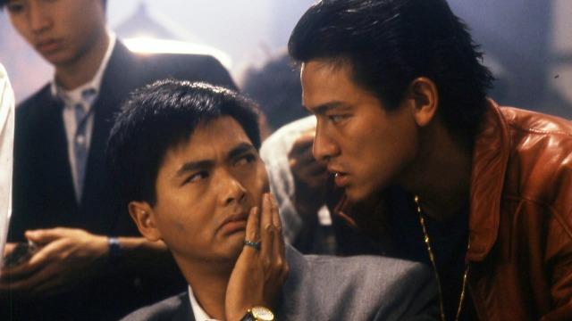 周潤發的「賭神」也帶出了由劉德華飾演的「賭俠」的角色,並展開後續相關作品《賭俠》、《賭聖》等電影系列的篇章。(賭神截圖)