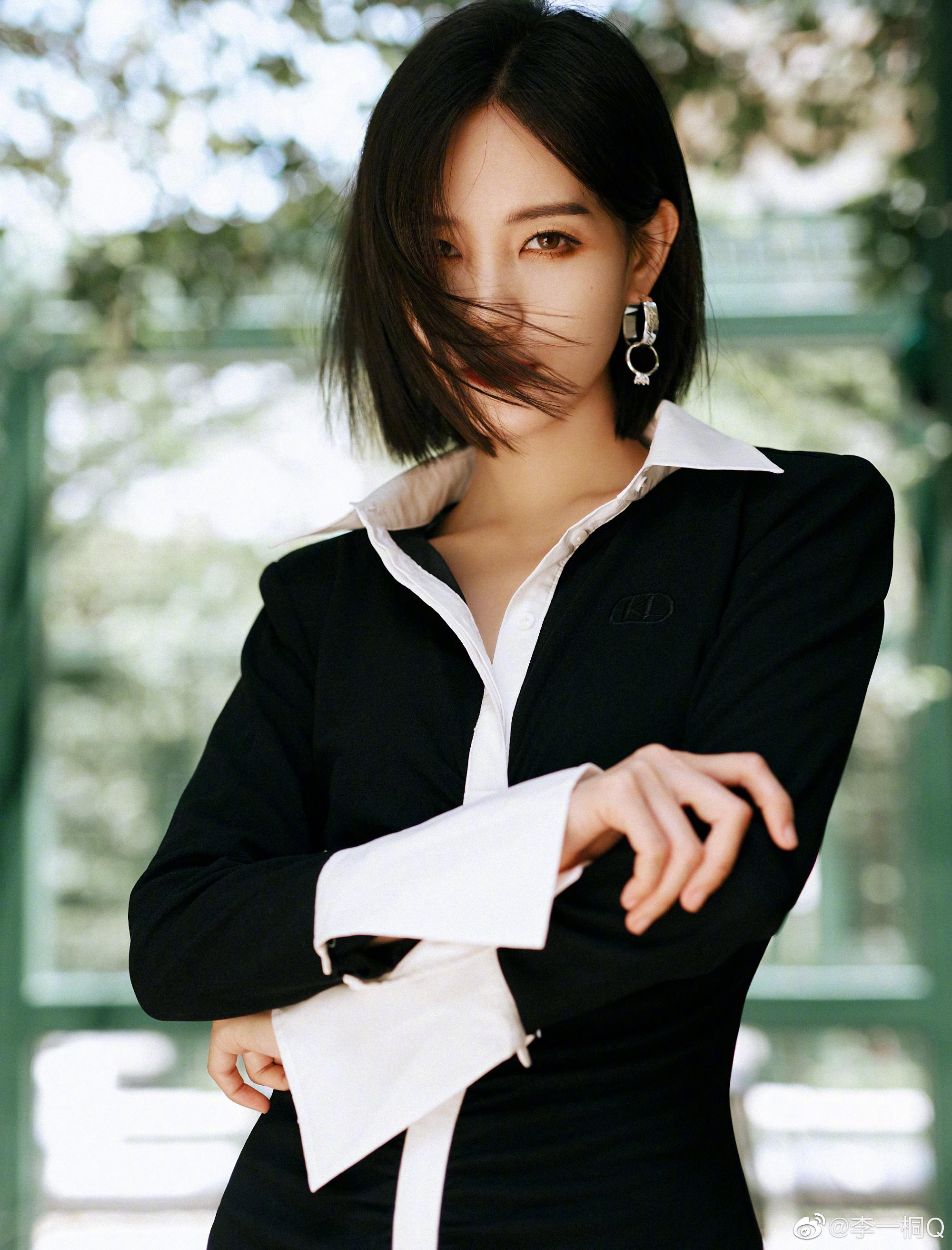 李一桐曾飾演《射鵰英雄傳》黃蓉一角。(微博圖片)