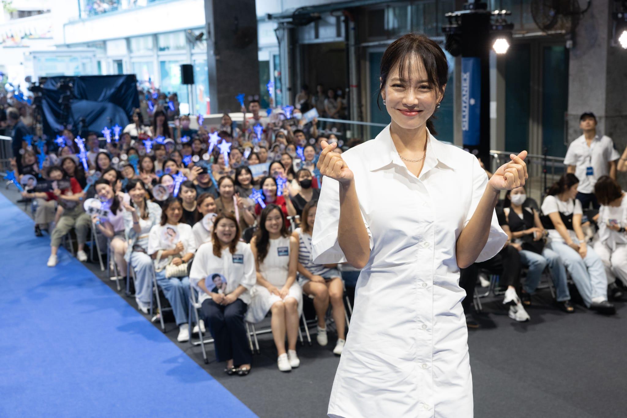 宋智孝現身中環PMQ,獲代言的美容品牌舉行大型粉絲見面會。 (蘇文傑攝)