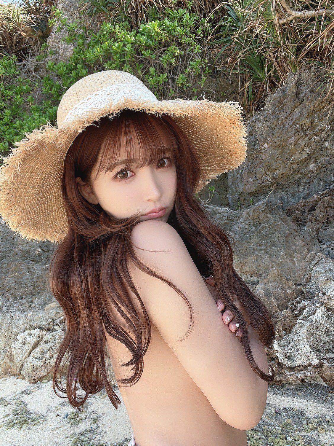 三上悠亞滿30歲就引退,之後便會從良繼續發展。