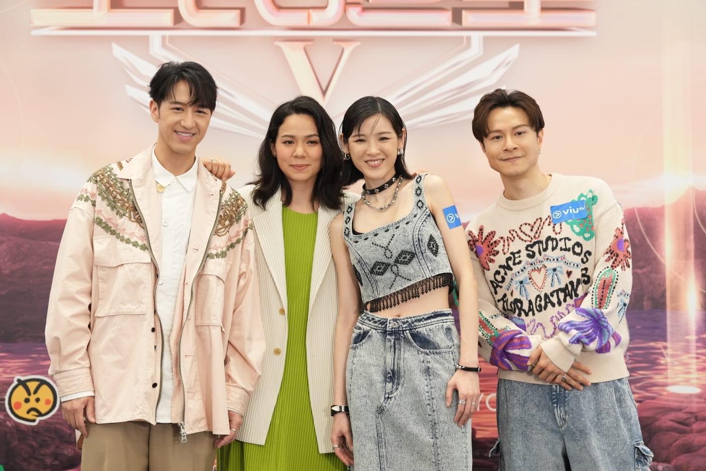 4位導師陳健安、陳蕾、溤允謙和韋羅莎看到現場有大批粉絲支持10強參賽者,大感安慰。(陳奕釗攝)