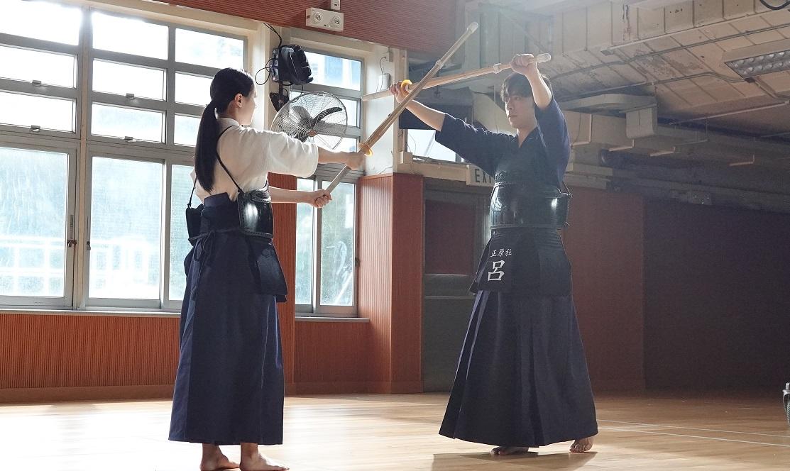 Edan新歌《E先生愛人執照》MV續演E式連續劇。