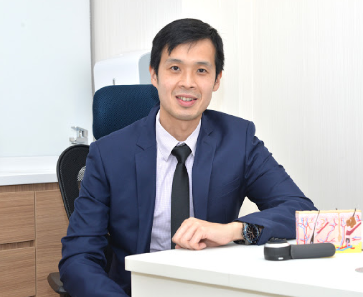 皮膚科專科黃之鍵醫生