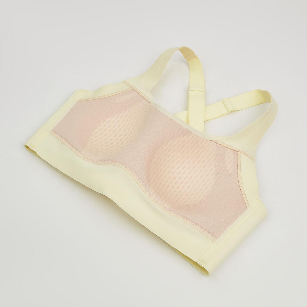 Free Me REmatrixpad UV Protection High Impact Sports Bra 特別使用擁有過千氣孔的REmatrixpad洞洞呼吸杯。$548