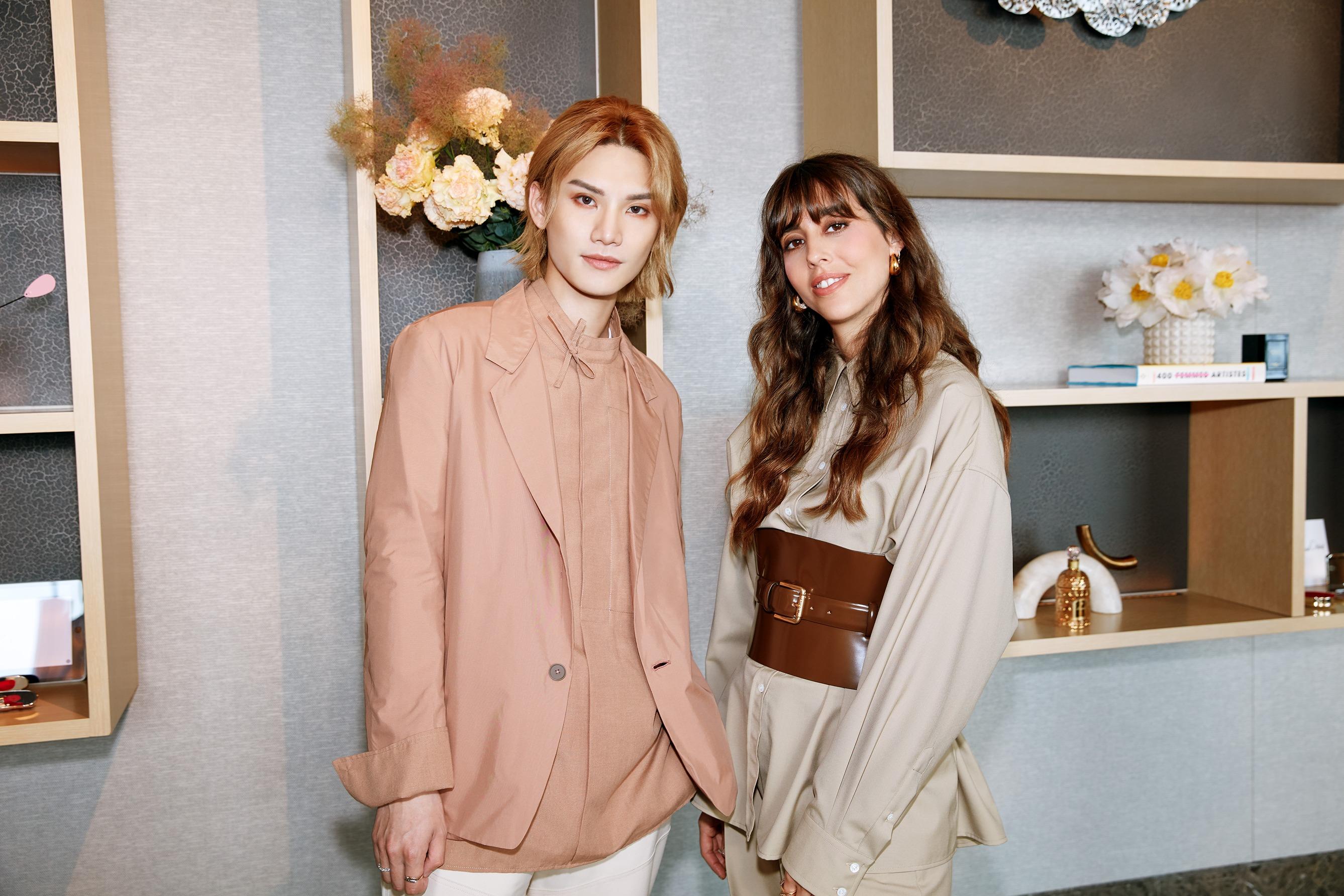 Jeremy早前出席Guerlain在東京的新品發佈會,他換上新唇色#360,配搭藕粉色襯衫與同色西裝外套。