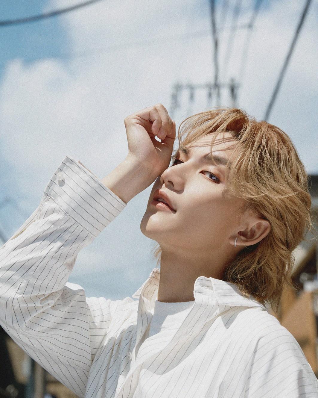 Jeremy化身日劇男主角,現身東京街頭拍攝宣傳照。