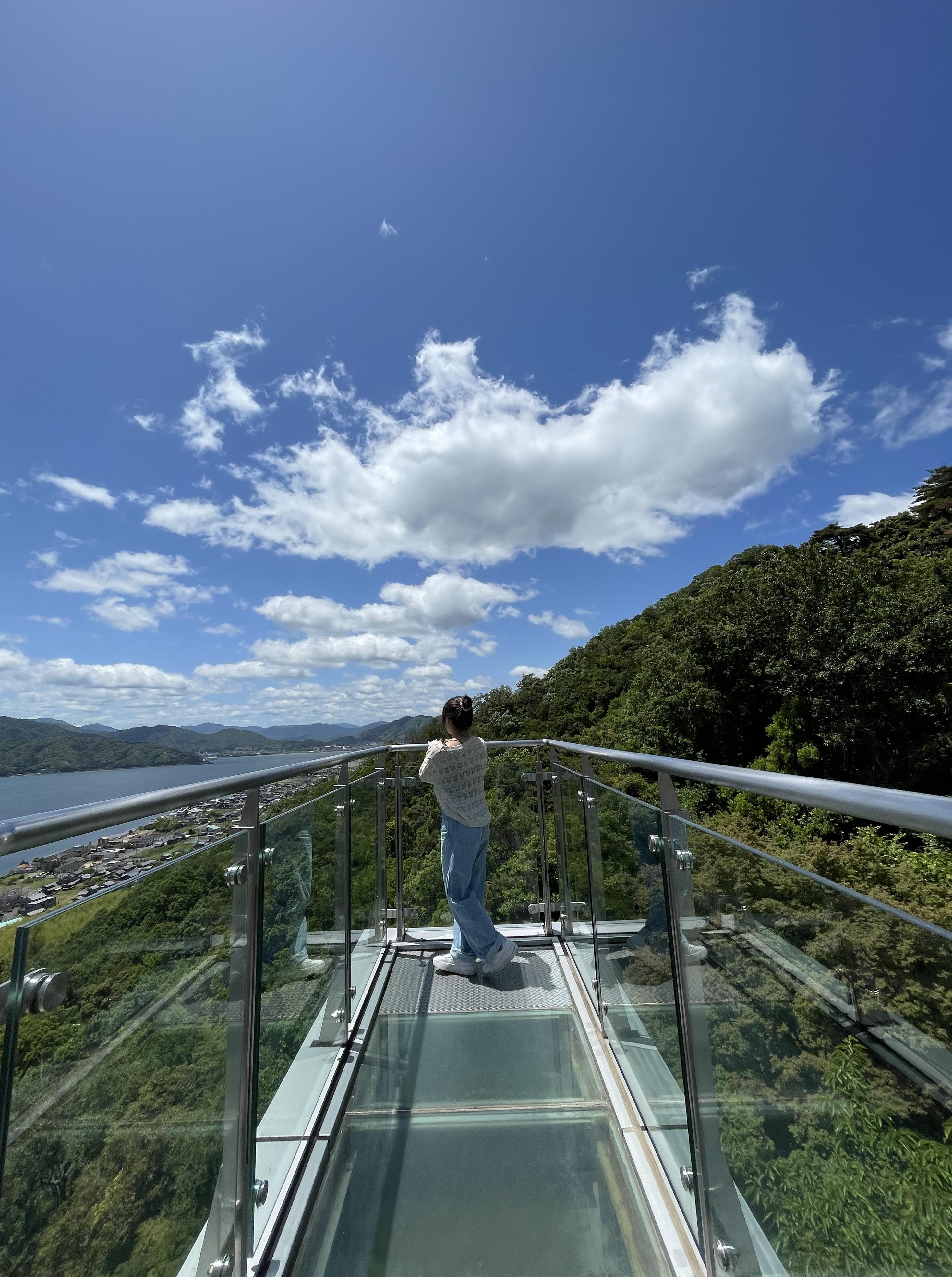 一定要走出長廊拍照!