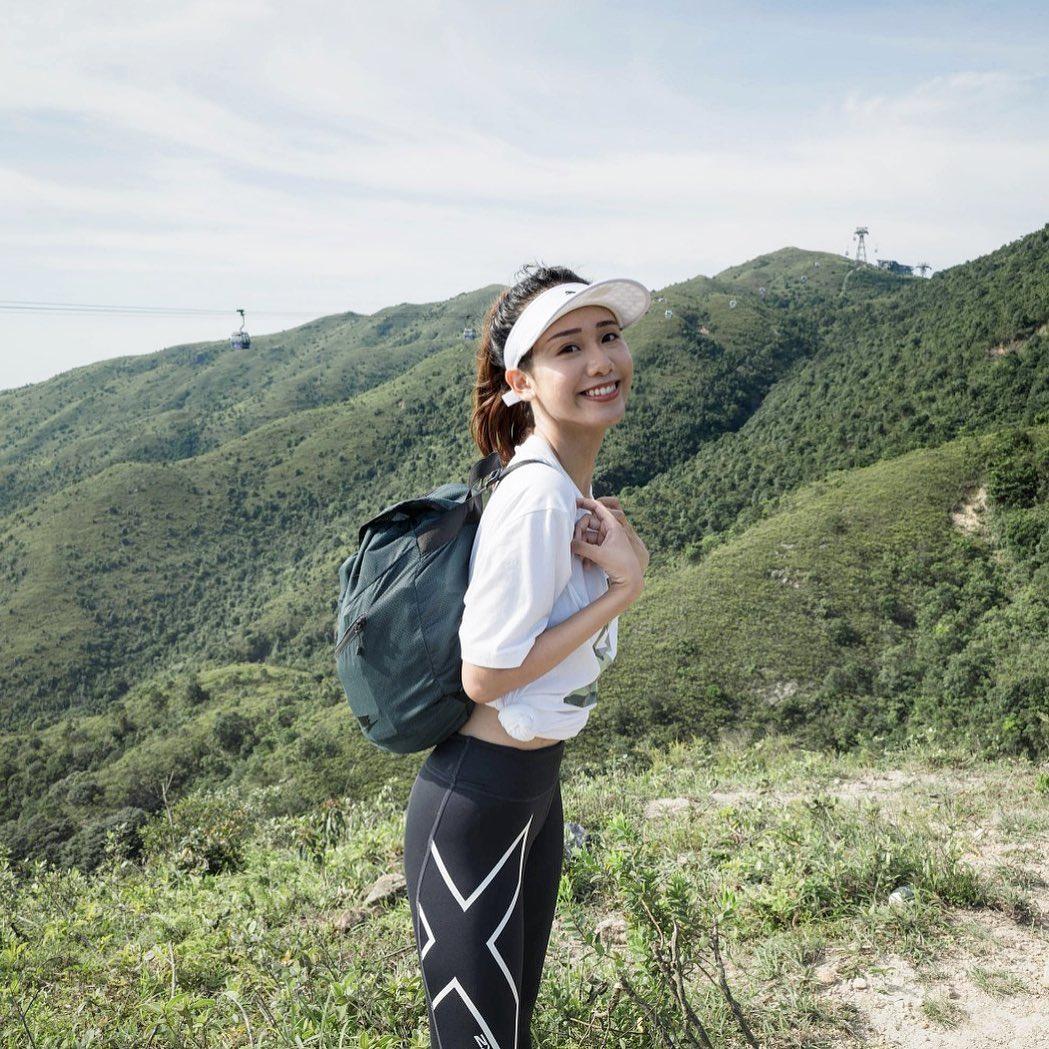 細貓應智越舊愛Kero Lau熱愛行山等戶外運動。(Kero FB)